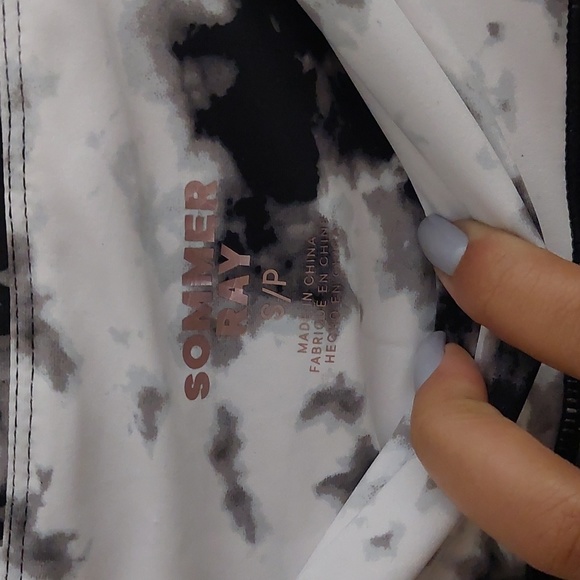 Marble Sommer Ray Workout Leggings - Picture 7 of 7